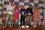 John Abraham, Ramesh Sippy, Kiran Sippy, Ayushmann Khurana unveils Ayushmann Khurana_s wife book Souled Out in Mumbai on 16th Oct 2012 (58).JPG